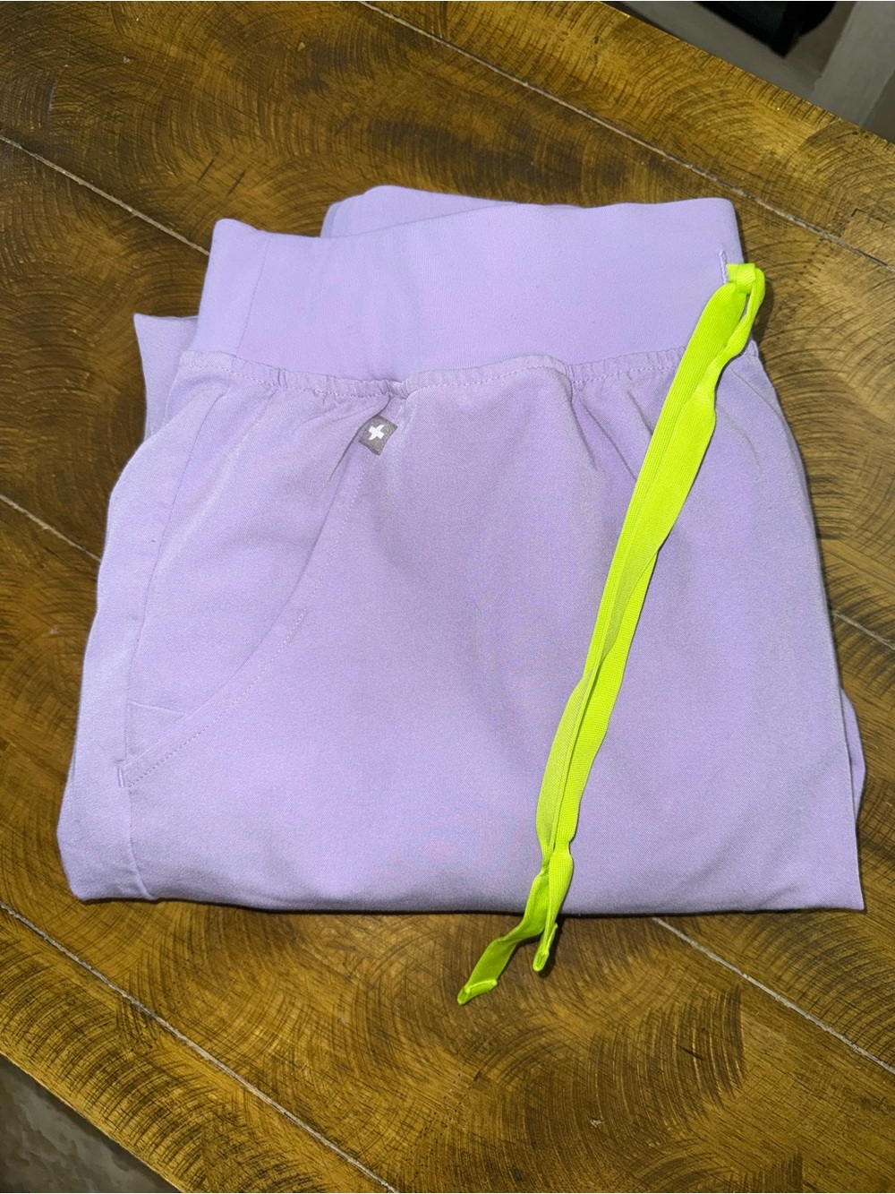 Figs Lavender Dew High Waisted Zamora Scrub Pants size L